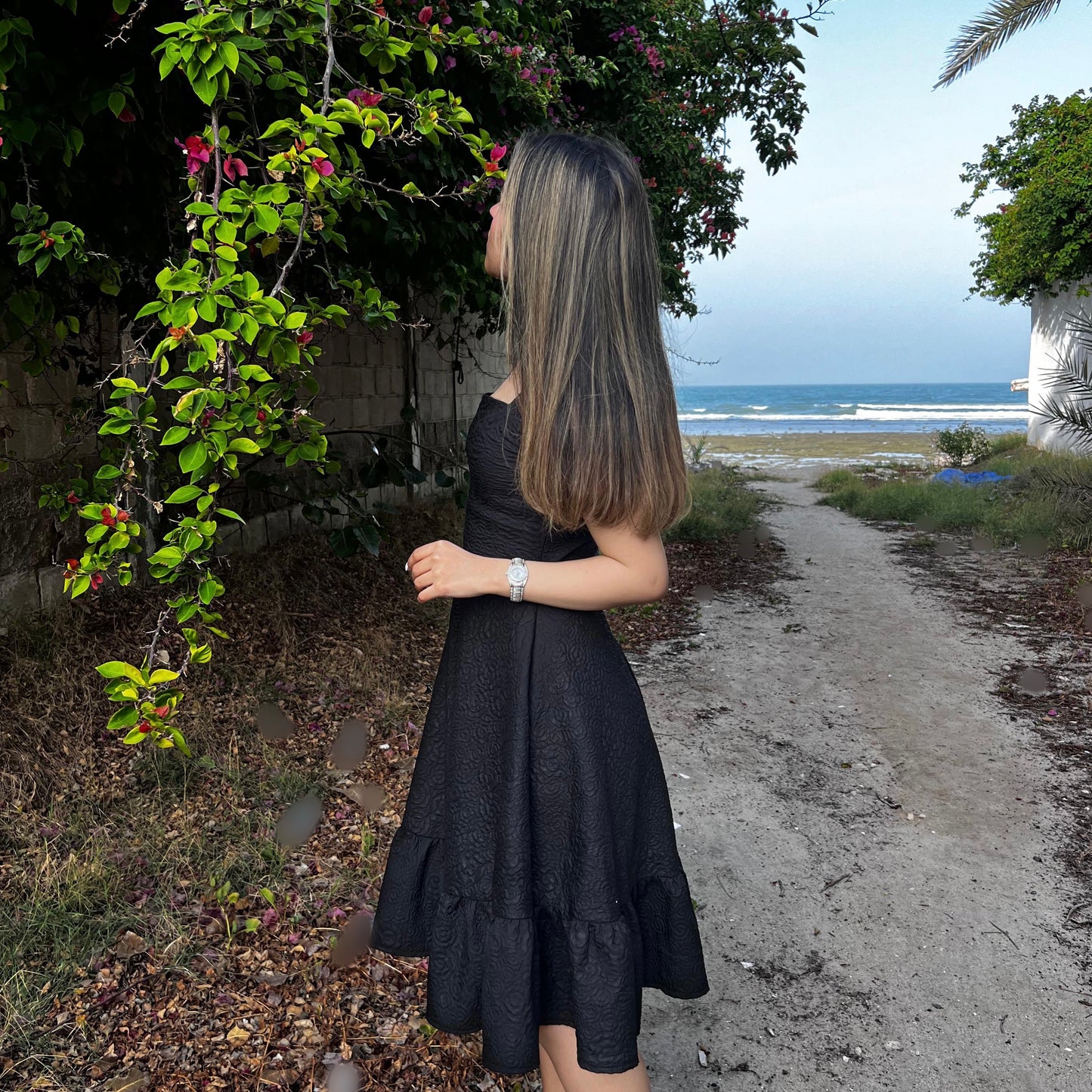 Flowery (Black)